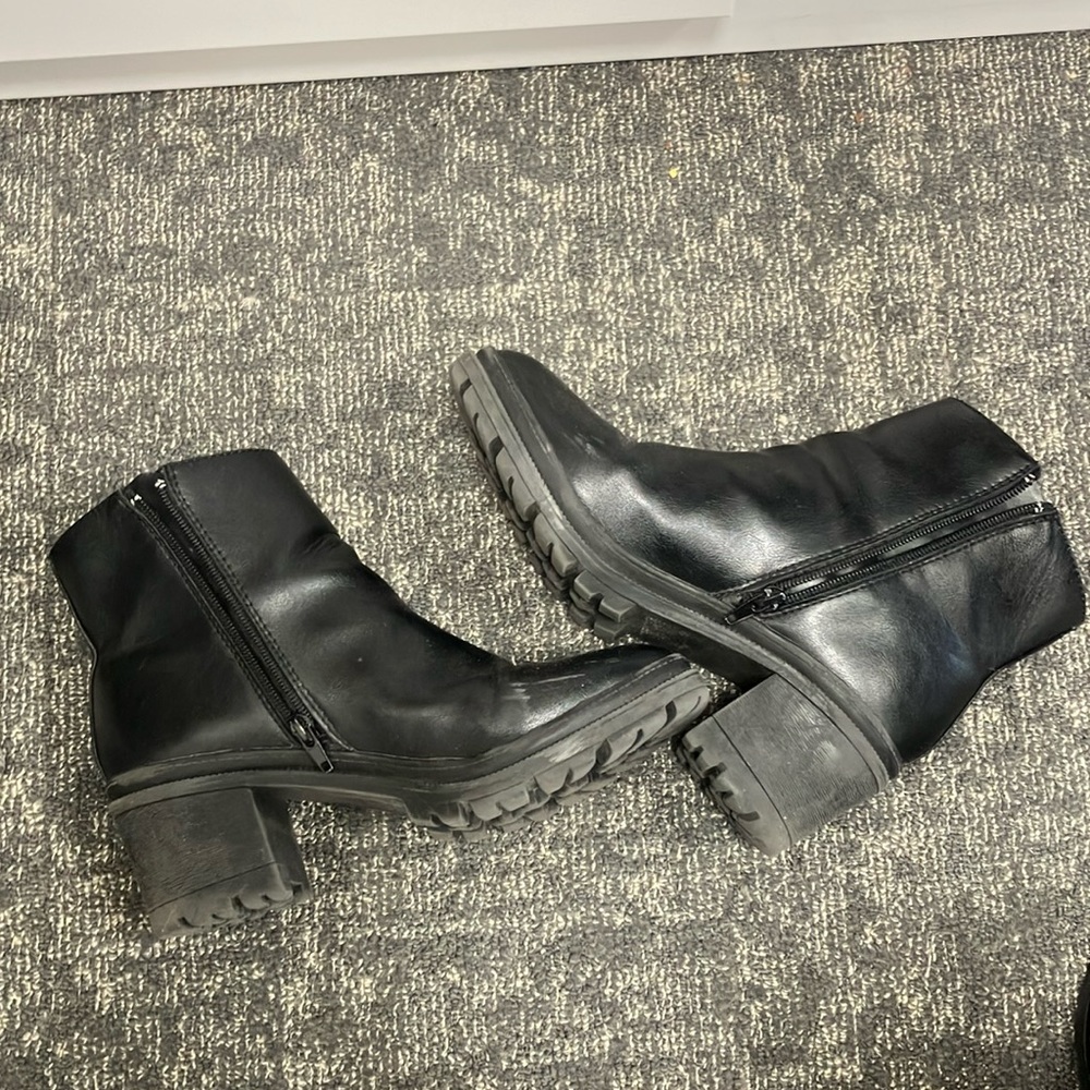 Now or never lug sole boots size 8